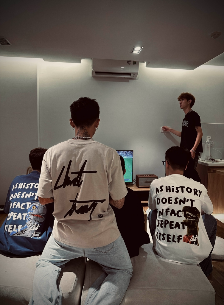 High Quality T Shirt Style DINO Fashion Streetwear Clothing Hearths - Fast and Free Shipping